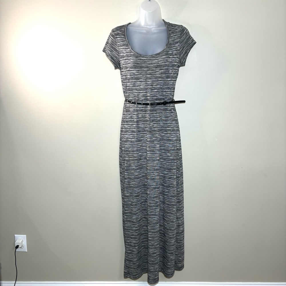 Cato Gray Black Knit Maxi Dress Scoop Neck Cap Sleeve Studded Belt Sz S Stretchy
